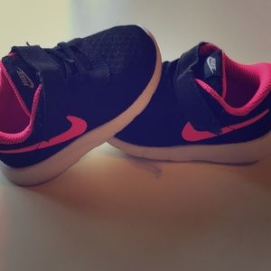 4T Nike toddler shoes